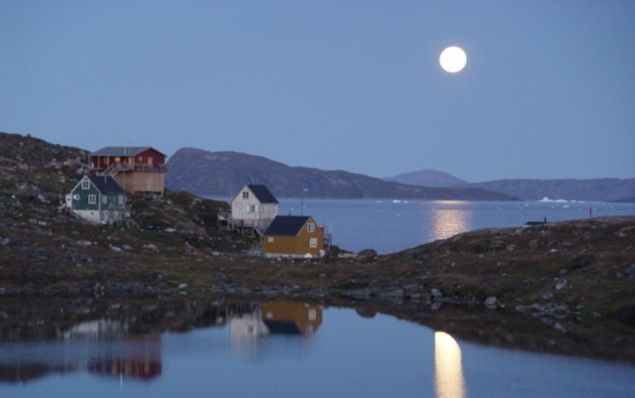 Fuldmåne over Nuussuaq, Upernavik, august/september