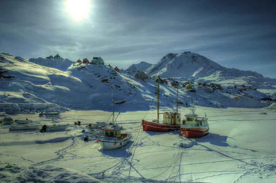 Aallassanngikkallarput. Tasiilaq? Qanga?