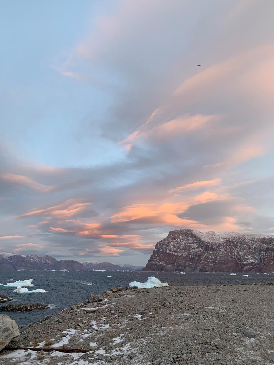 Udsigten fra heliporten i Uummannaq i dag. Uummannaq, 5. november 2019