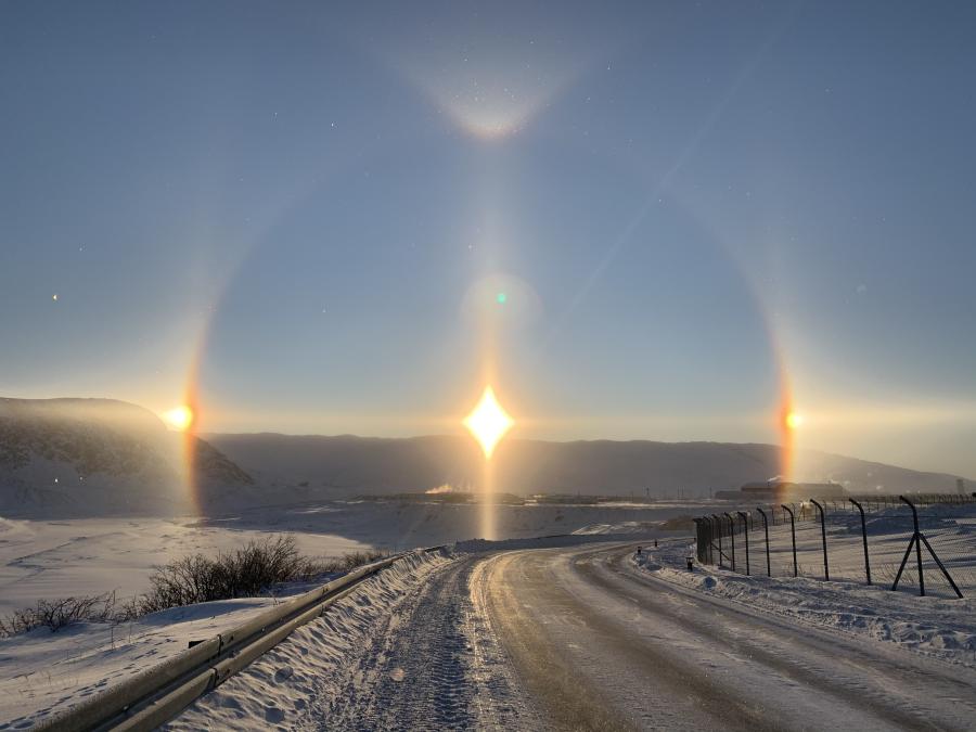 Solen med halo og flere bi-sole. Kangerlussuaq, 31. januar 2020