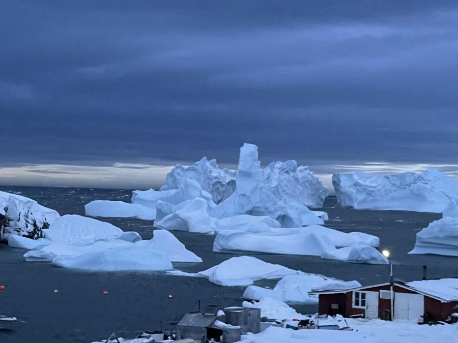 Mørketid. Kan du se hjertet i isfjeldene? Qeqertarsuaq, 10. december 2021