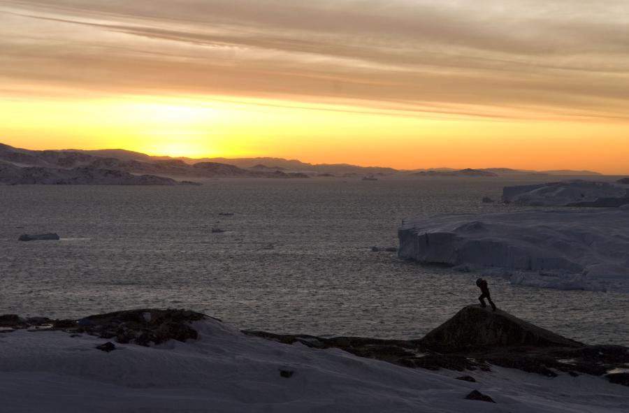 20 minutter før solen kommer tilbage igen. Ilulissat, 13. januar 2016