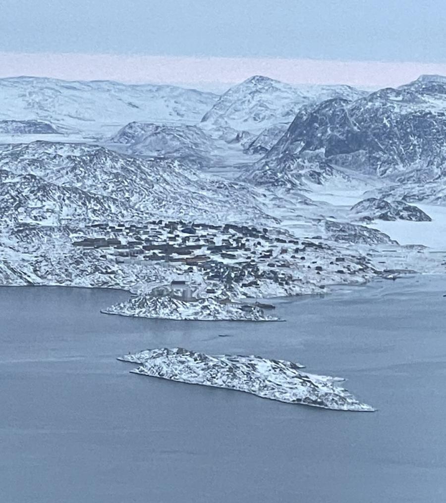 Indflyvning til Qasigiannguit. 31. januar 2022