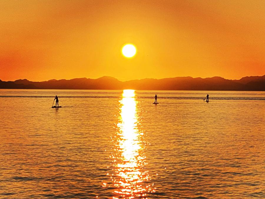 Sunsets are proof that no matter what happens, every day can end beautifully.