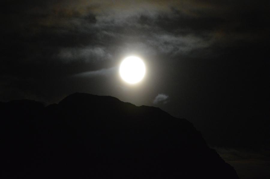 Supermoon, Qaammat nunarsuarmut qanillivataaqqasoq
