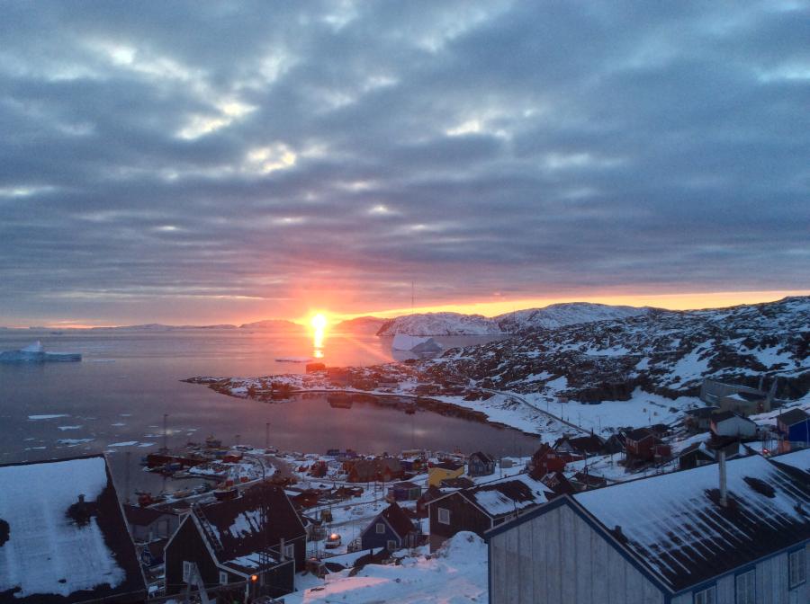 Upernavimmi seqineq tarrissaarpoq