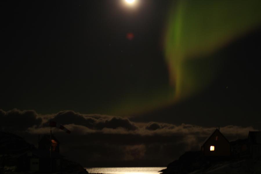 qaammatigeqisoq unnuit ilaanni