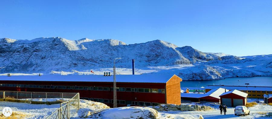 Ukiarpalaaq aput nutaaq, qaammaallak
