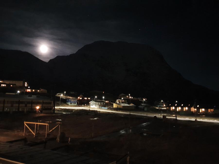 Qaammassuaq qaqqarsuit akornanni